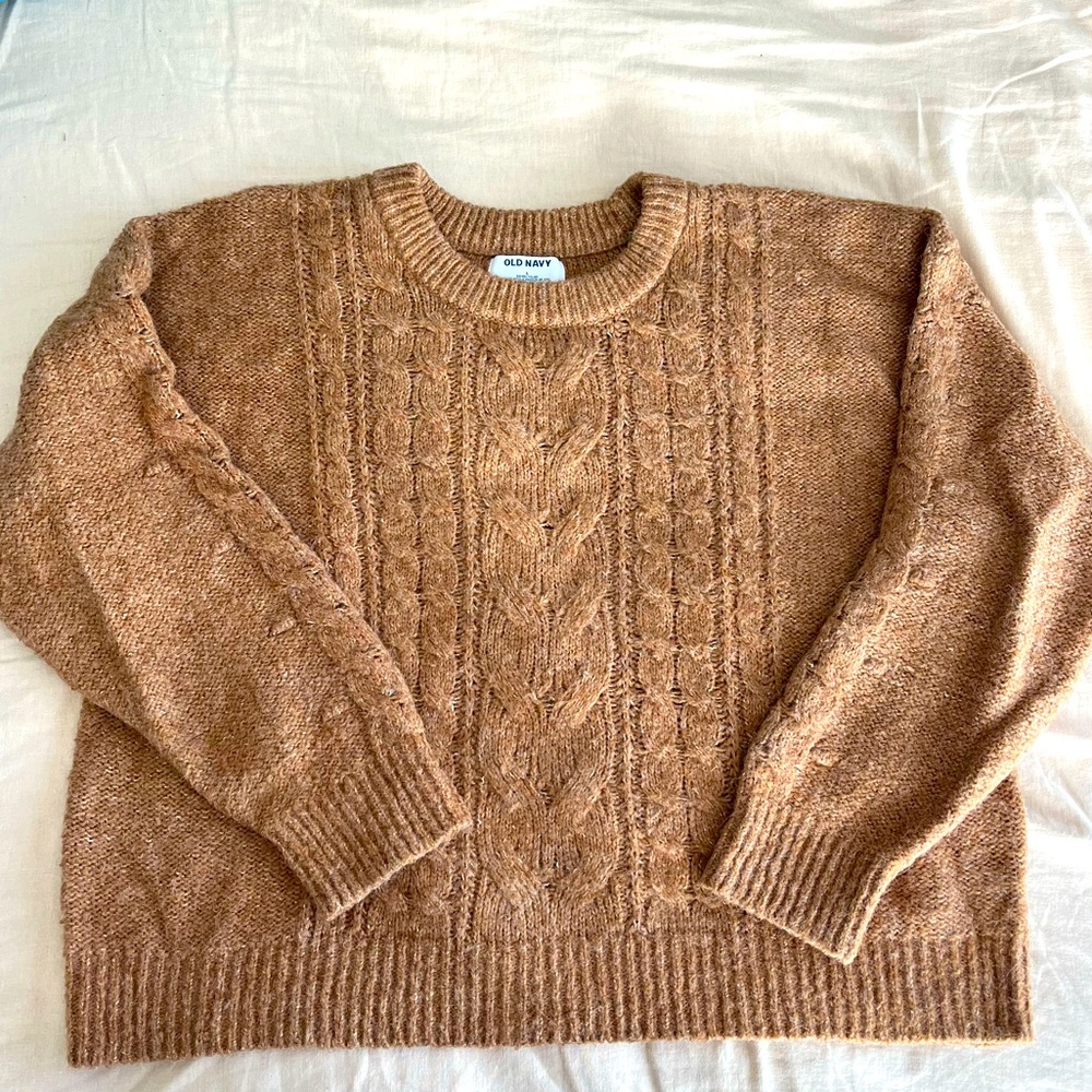 Cable Knit Sweater•Sz L